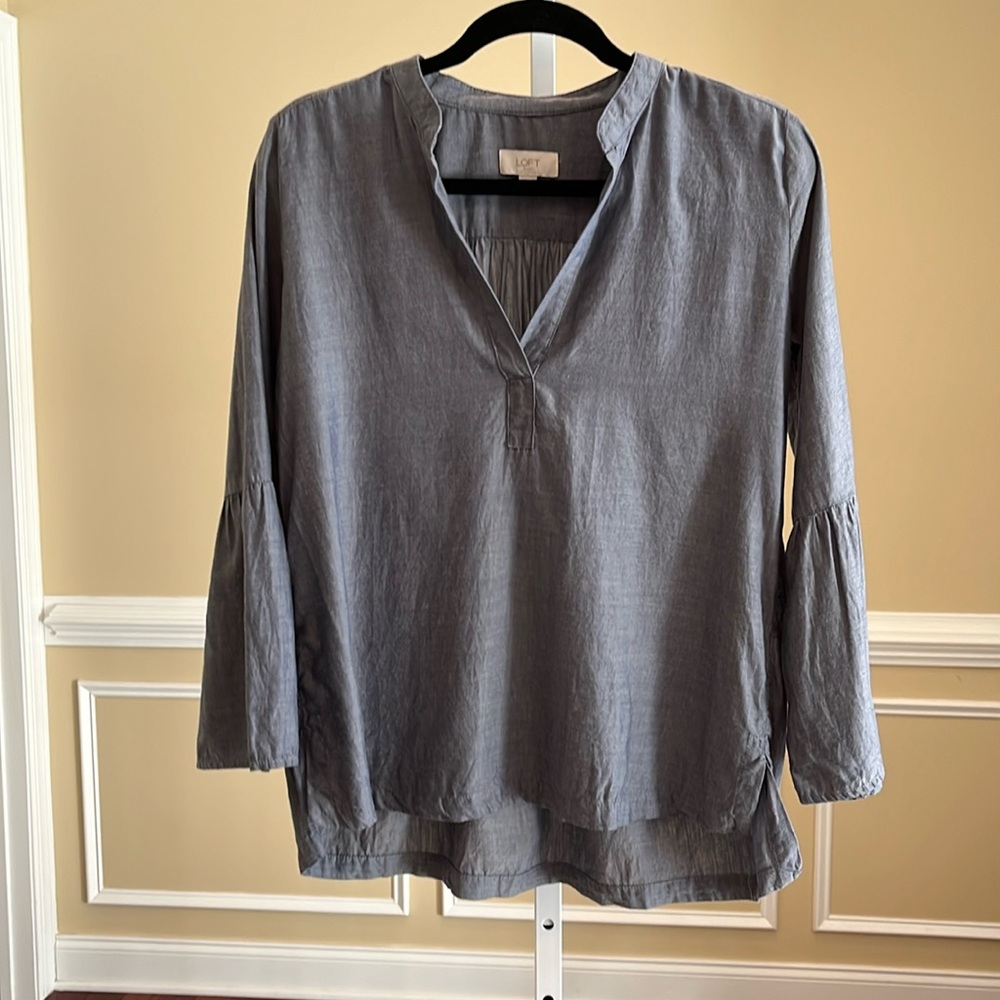 Loft Outlet Blue V-Neck Side Slit Bell Sleeve Tunic Size Small